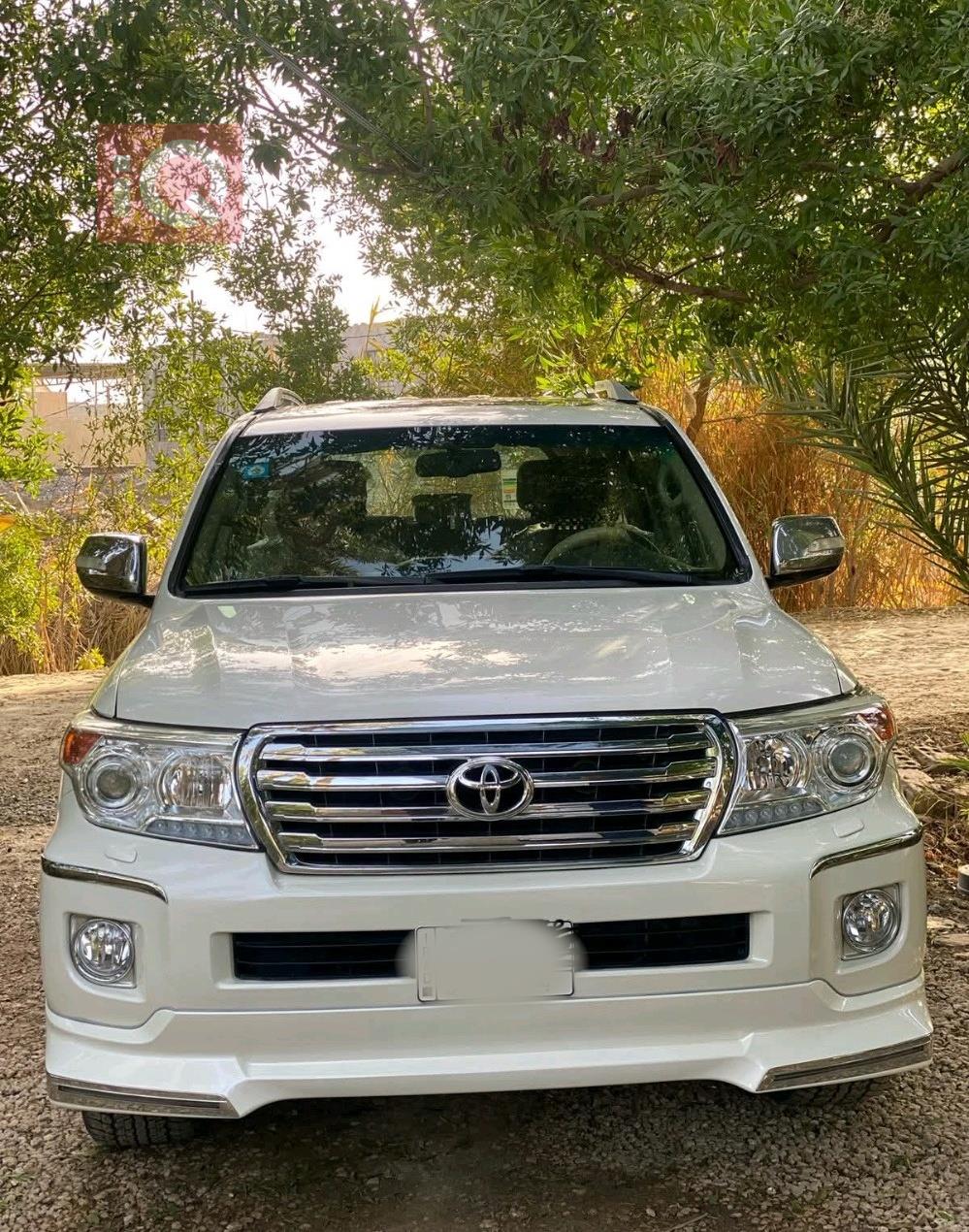 تويوتا لاندكروزر